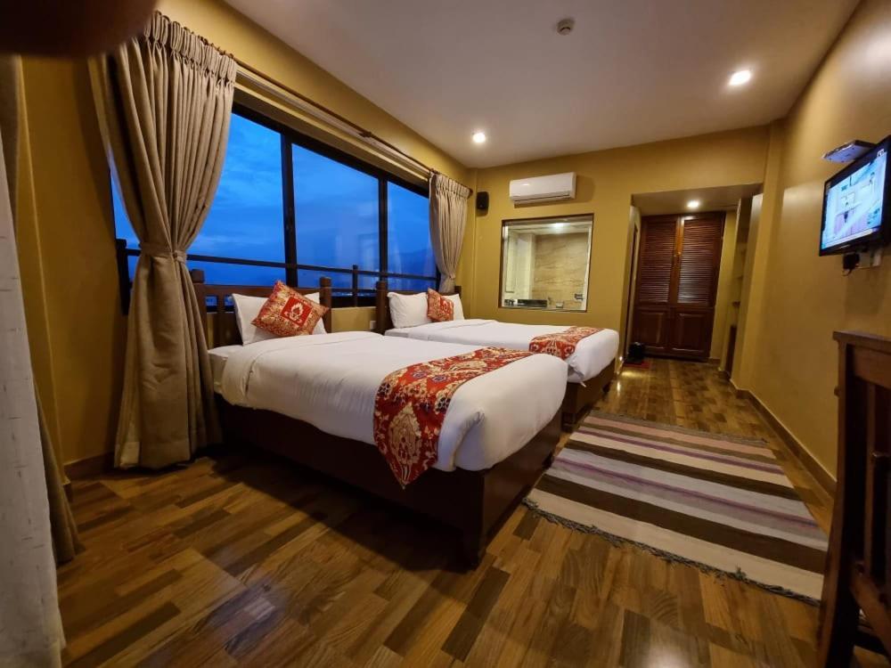 Hotel Mala Pokhara Exterior foto