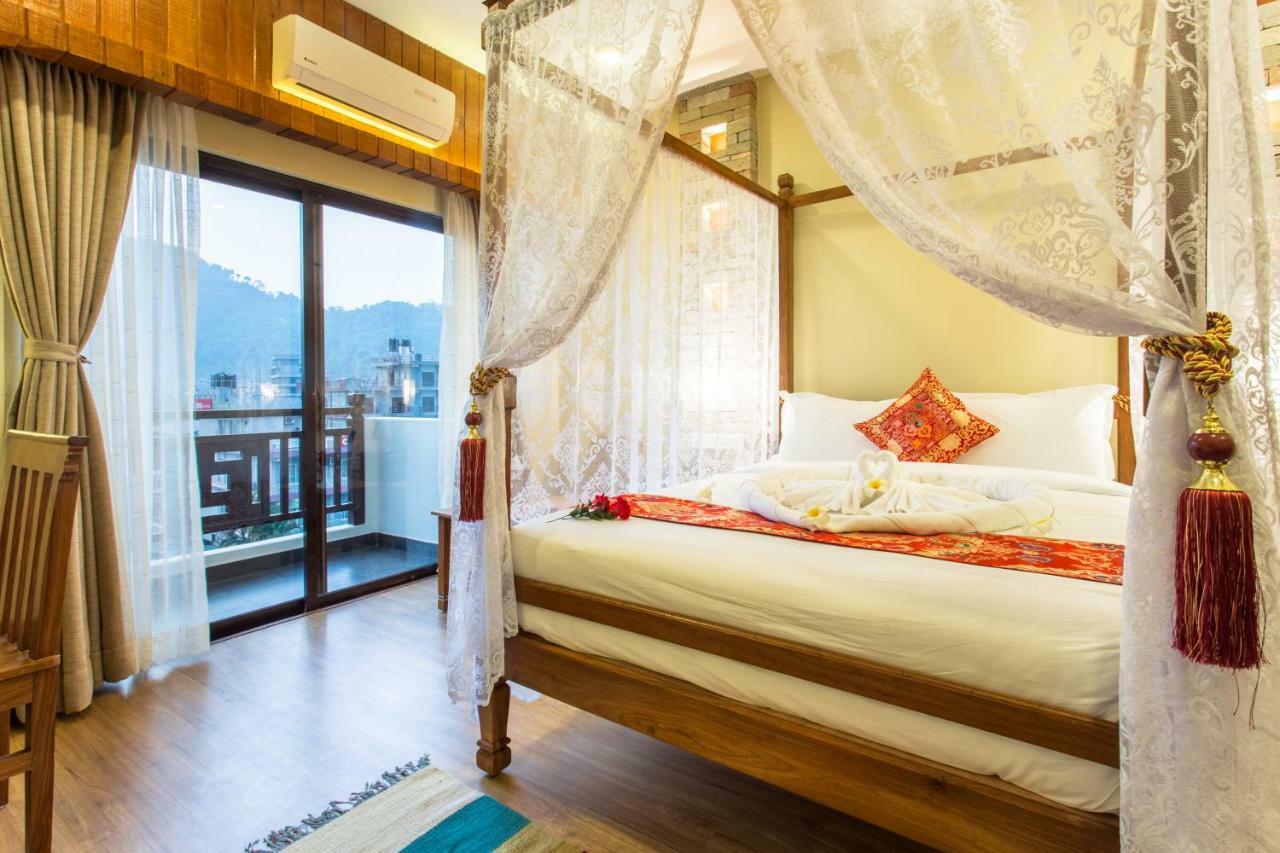 Hotel Mala Pokhara Exterior foto