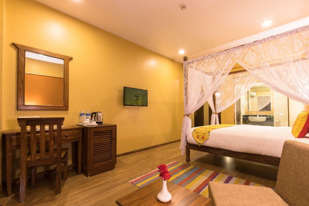 Hotel Mala Pokhara Exterior foto